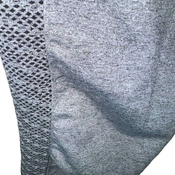 Fabletics Seamless Lazer Cut Out High Rise Athletic Leggings Gray Large - Picture 4 of 5